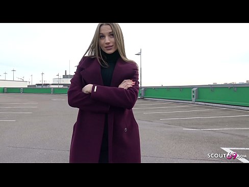 ❤️ GERMANA SCOUT ESTAS REVĜO tuŝanta ŜTALON, PARKOJN TELTALALE KAJ SEXYA POR MONO ❌ Porno ĉe ni ️❤