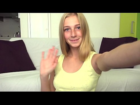 ❤️ Kiam mi enuas, mi pigre masturbas mian rozkoloran kuzon ❌ Porno ĉe ni ️❤